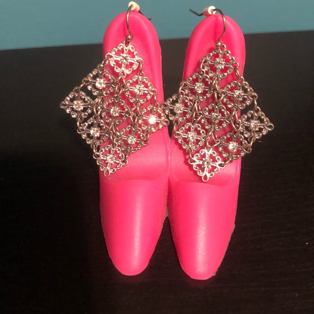 Fabulous Glitzy Diamond -Shaped Drop Earrings